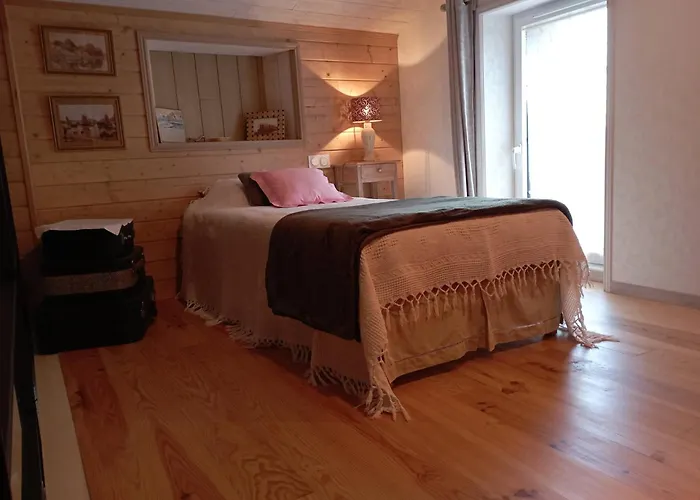 Les Charmes De Castellariis Proche Du Puy Du Fou Hébergement de vacances *